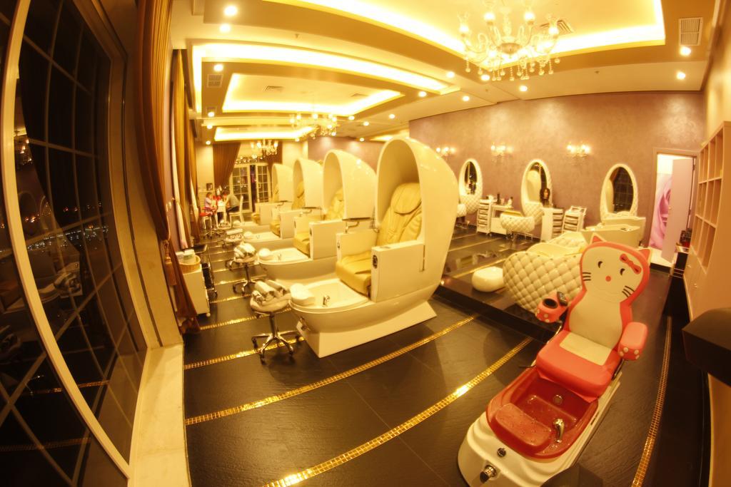 Adams Hotel Kuwait City Eksteriør billede