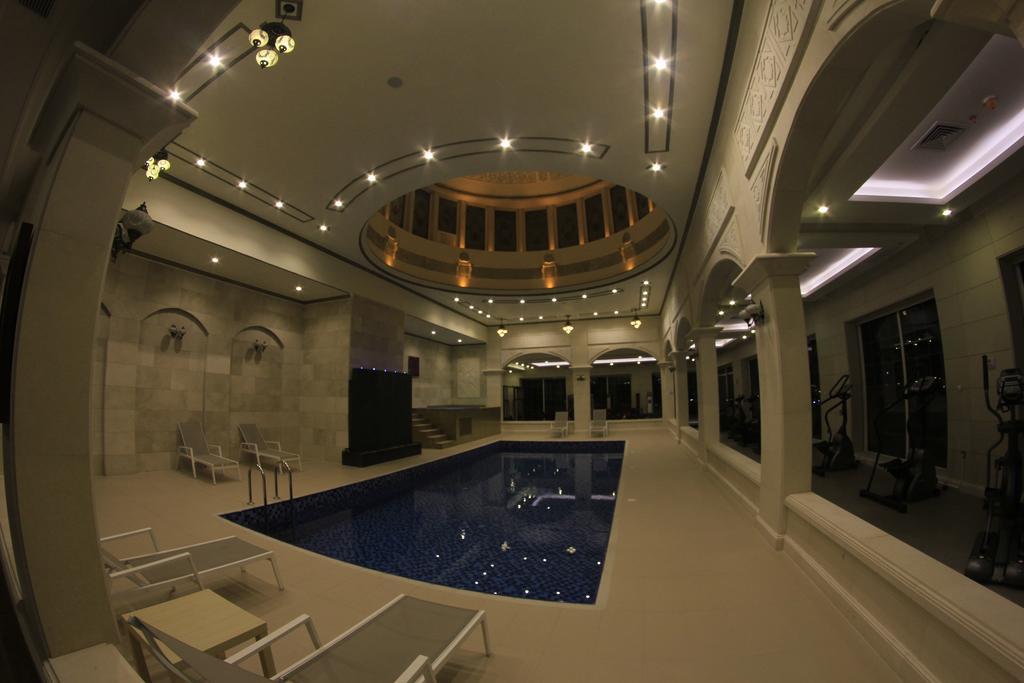 Adams Hotel Kuwait City Eksteriør billede