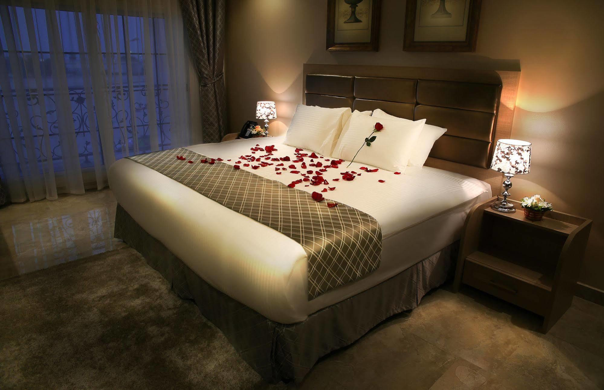 Adams Hotel Kuwait City Eksteriør billede